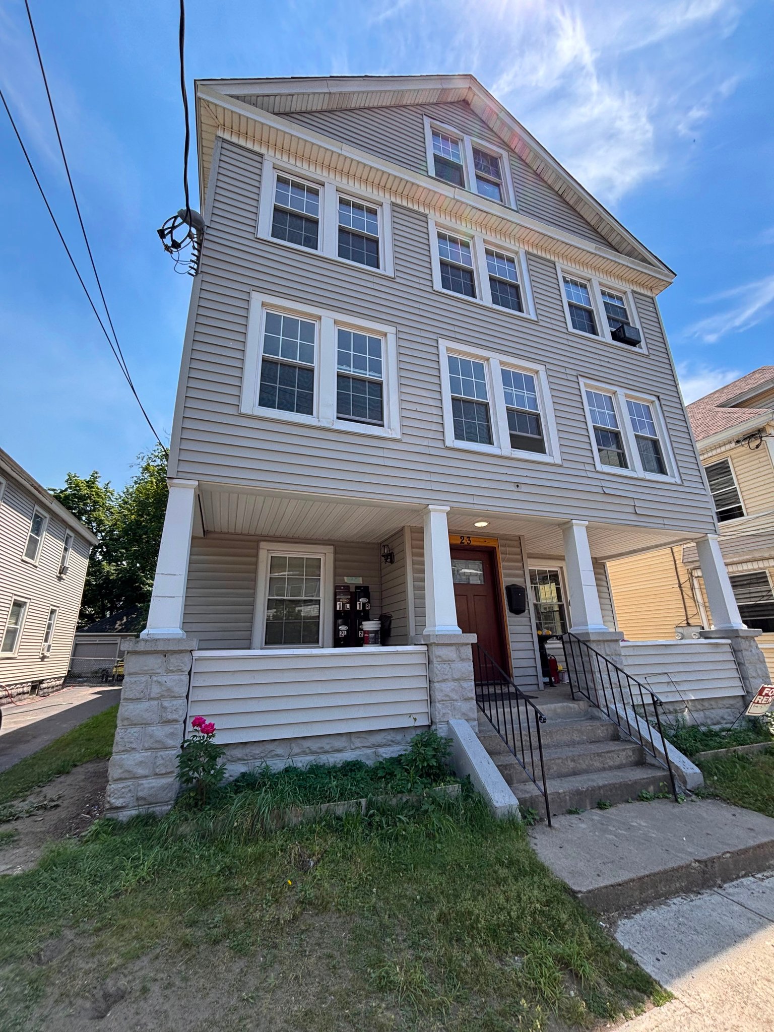 Schenectady Multiplex: 23 Hawk St Floor 1