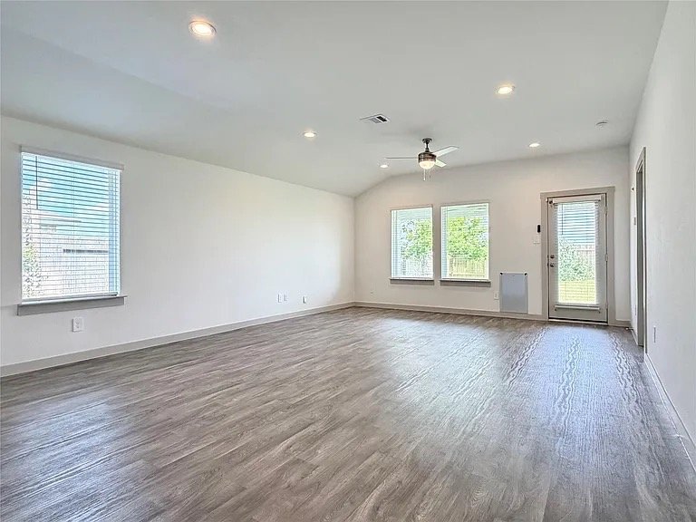 Manvel House: 41 Desert Spring Ln