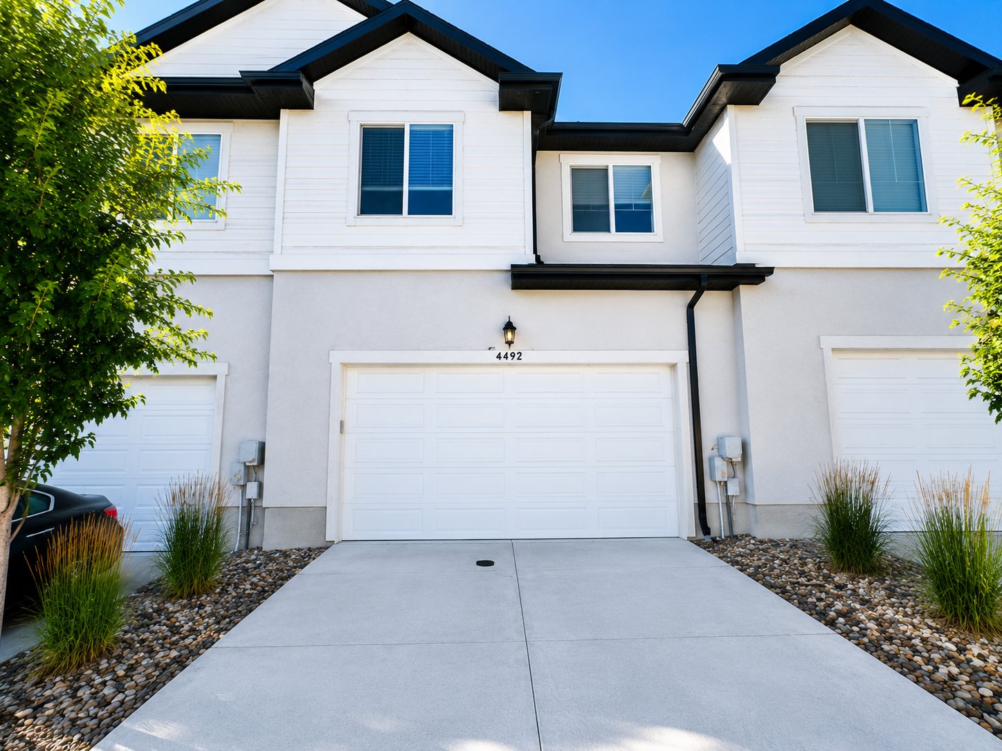 Herriman Townhome: 4492 W Watchmen way