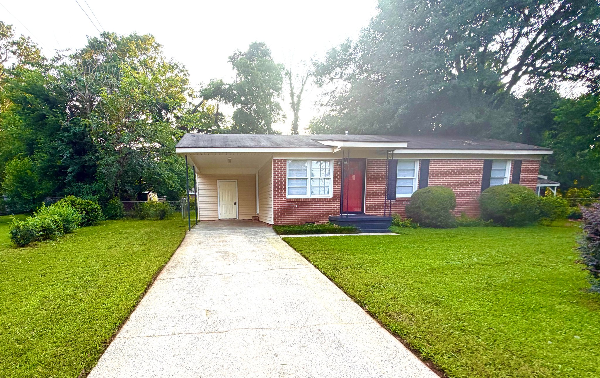 Warner Robins House: 319 ORCHARD LANE