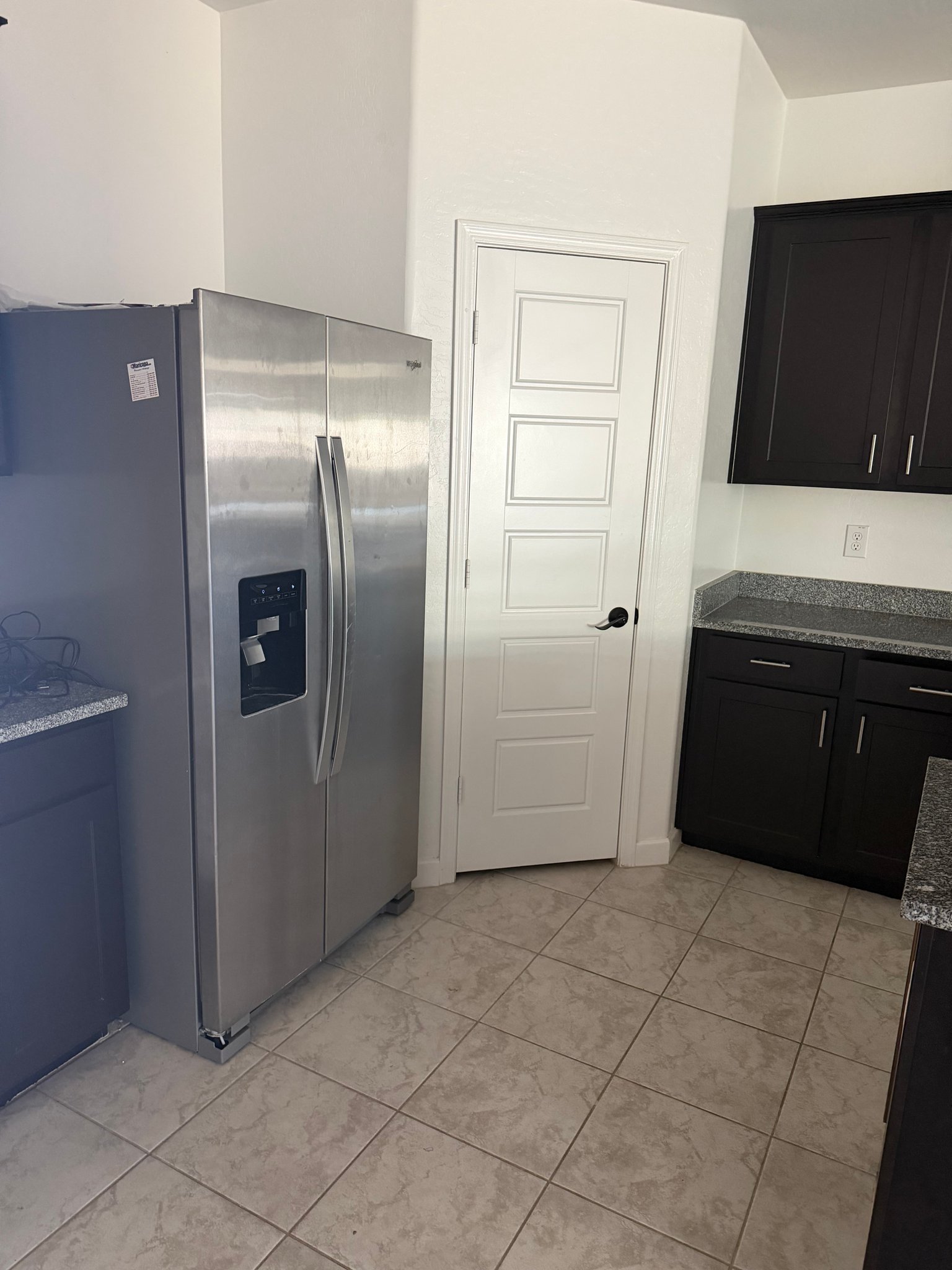 Maricopa House: 38050 w Amalfi Ave