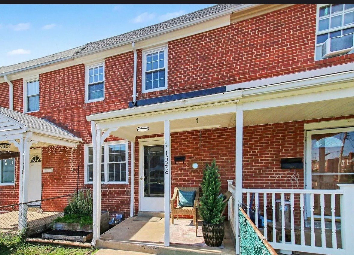 Baltimore Townhome: 1548 Aldeney Ave