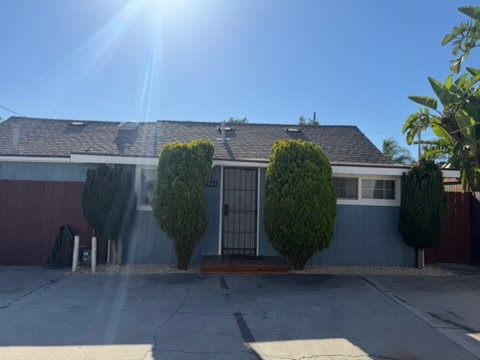 San Diego House: 3461 North Mountain View Dr.