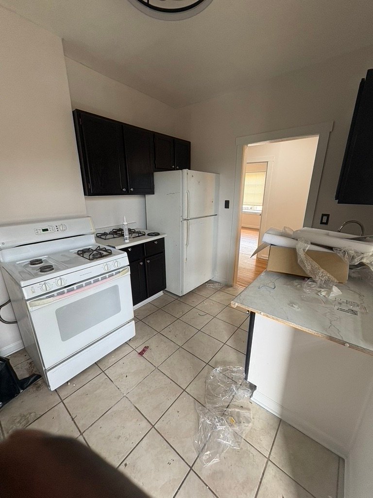 Chicago Apartment: 7331 S Yale