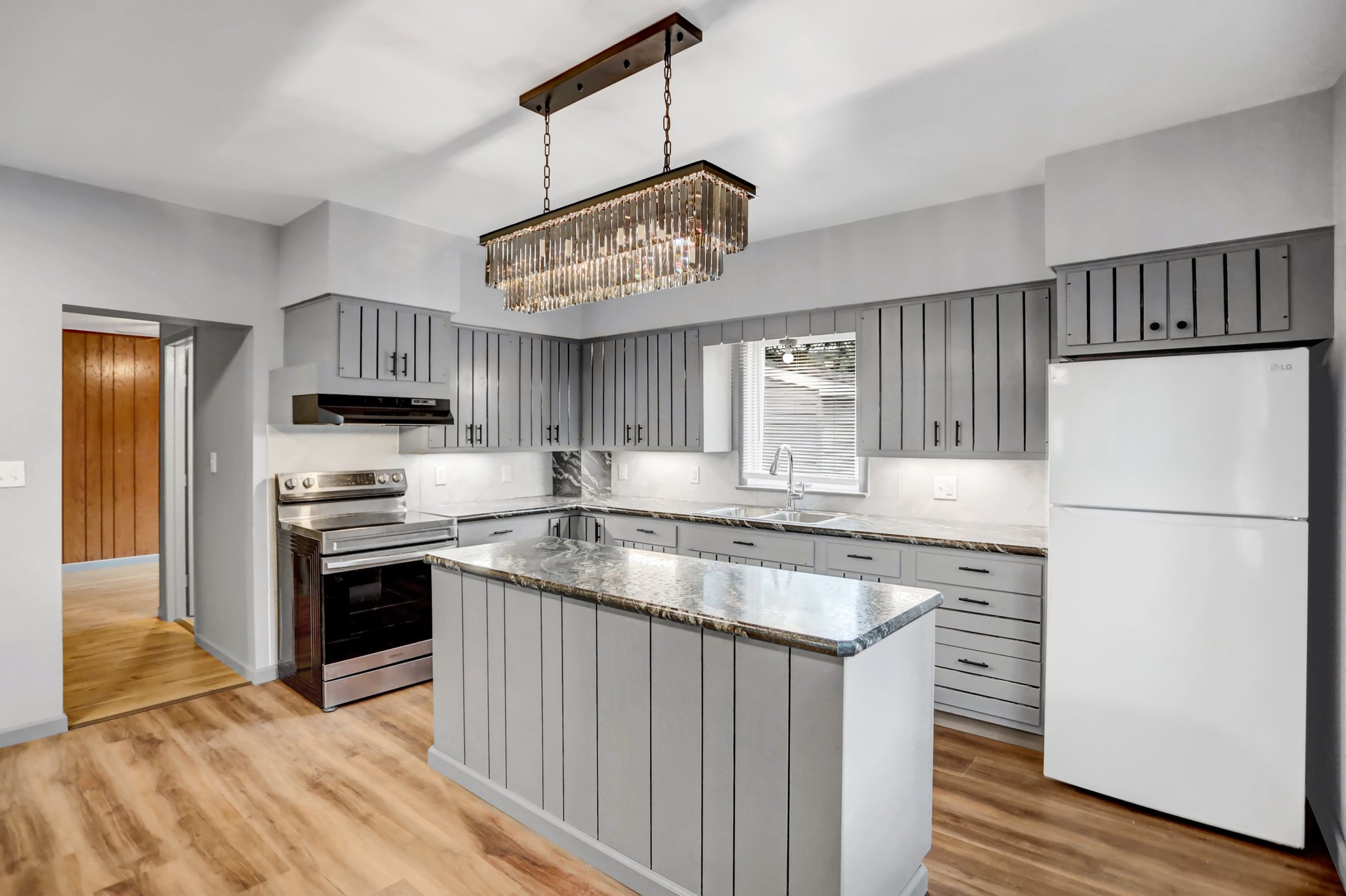 Bellefonte House: 396 Hublersburg Rd