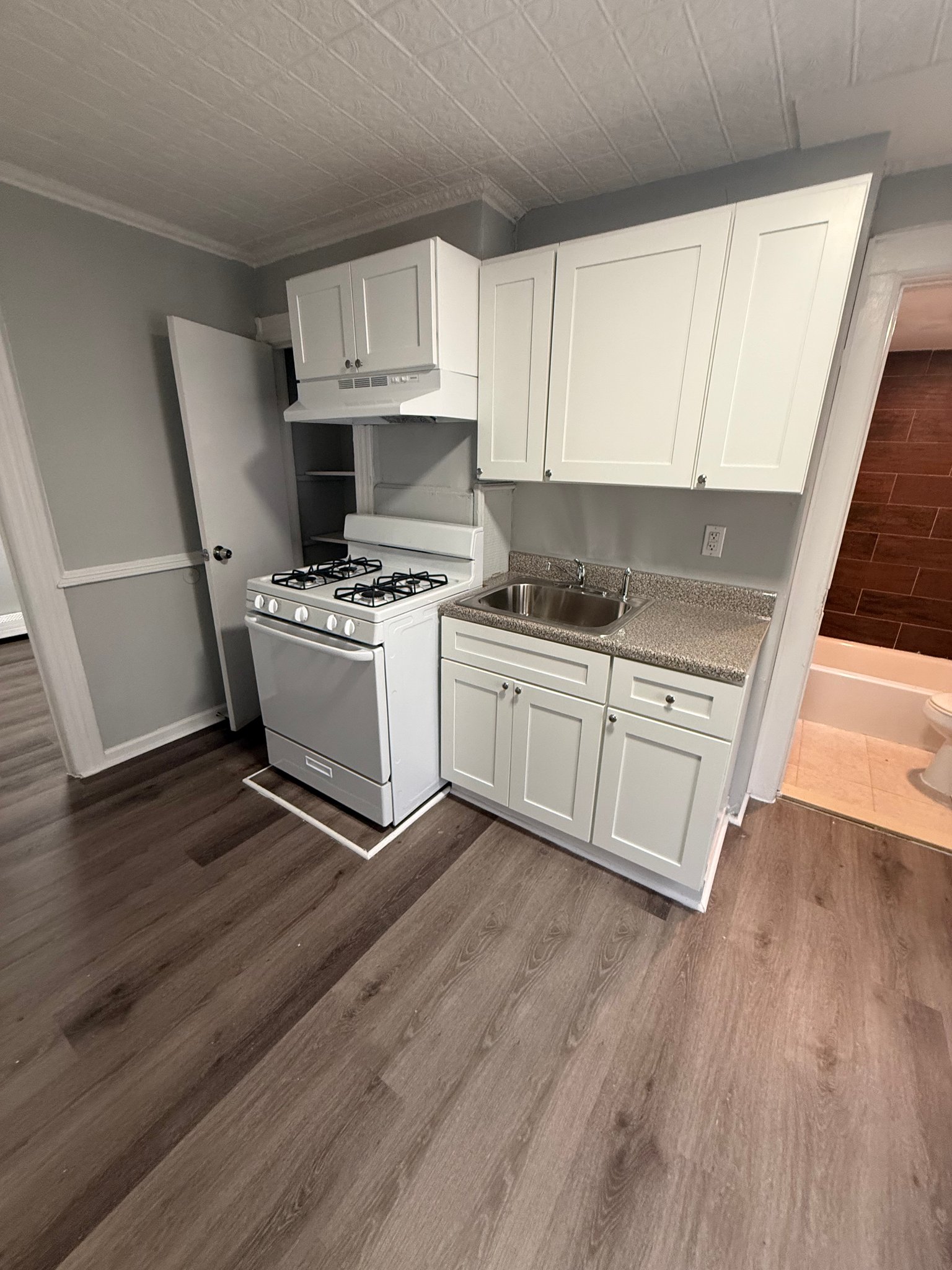 Paterson Apartment: 148 Clinton St