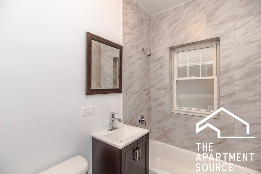 Berwyn Apartment: 6839 West 21st St., #2N, Berwyn, IL 60402