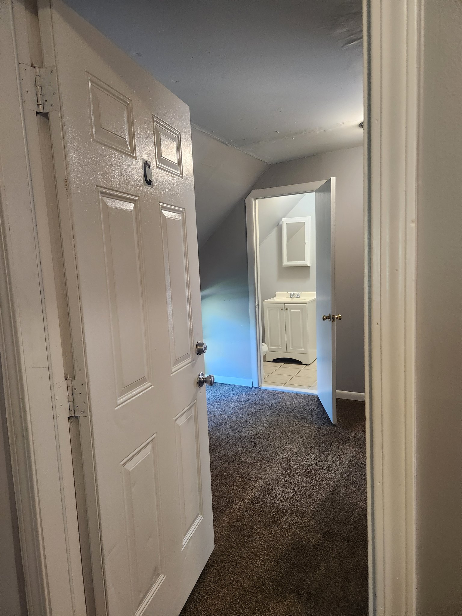 Richmond Apartment: 70550 N Main St