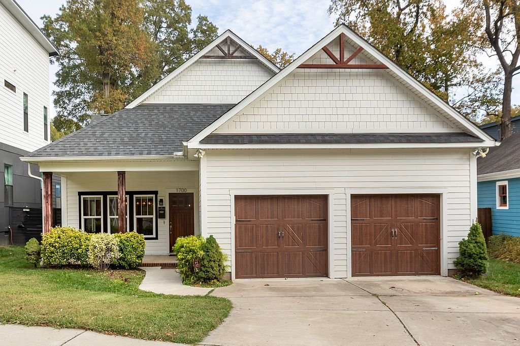 Charlotte House: 1700 Pegram St