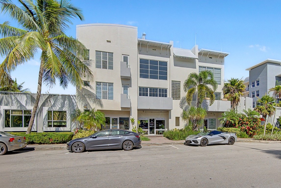 Delray Beach Condo: 103 SE 4th Ave