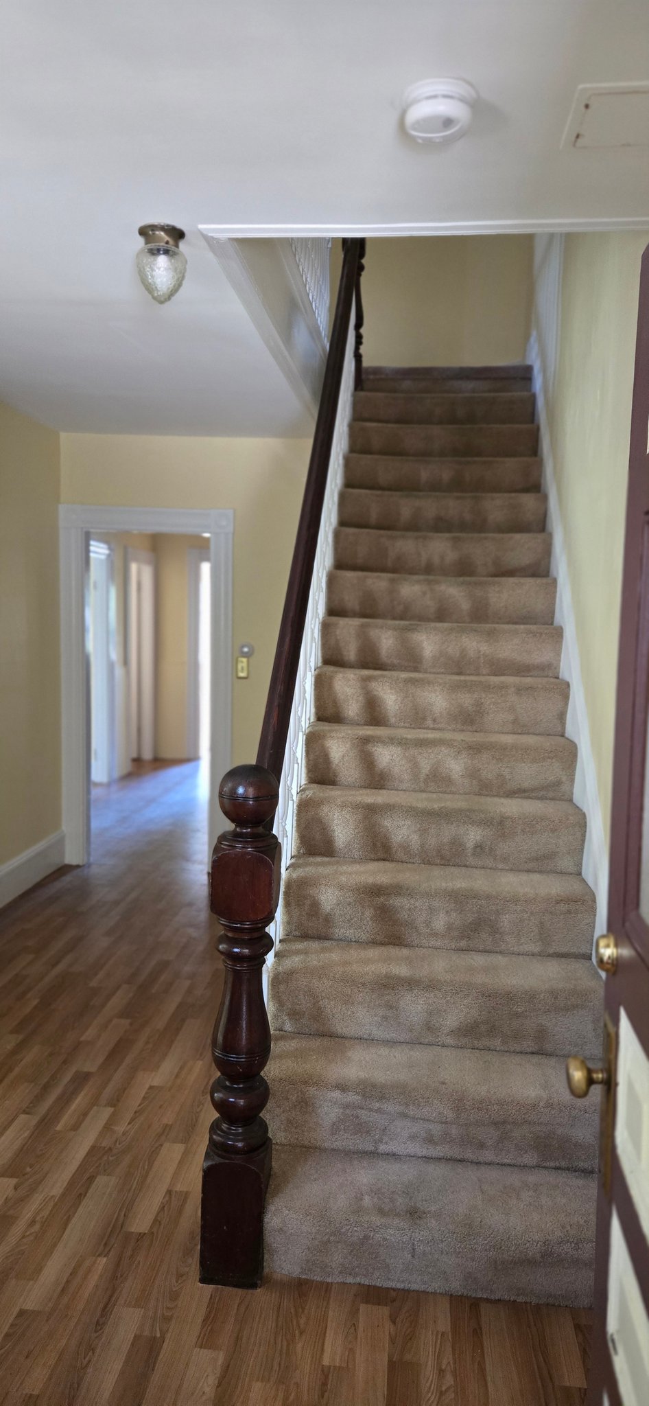 Beverly Townhome: 12 Folger Ave