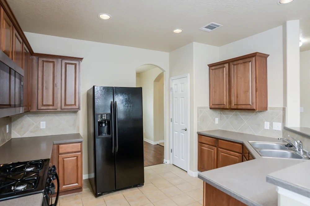 San Antonio House: 8410 Western Way