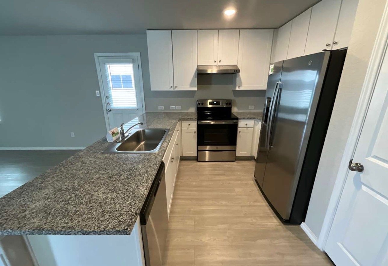 New Braunfels House: 126 Pasadena Pl