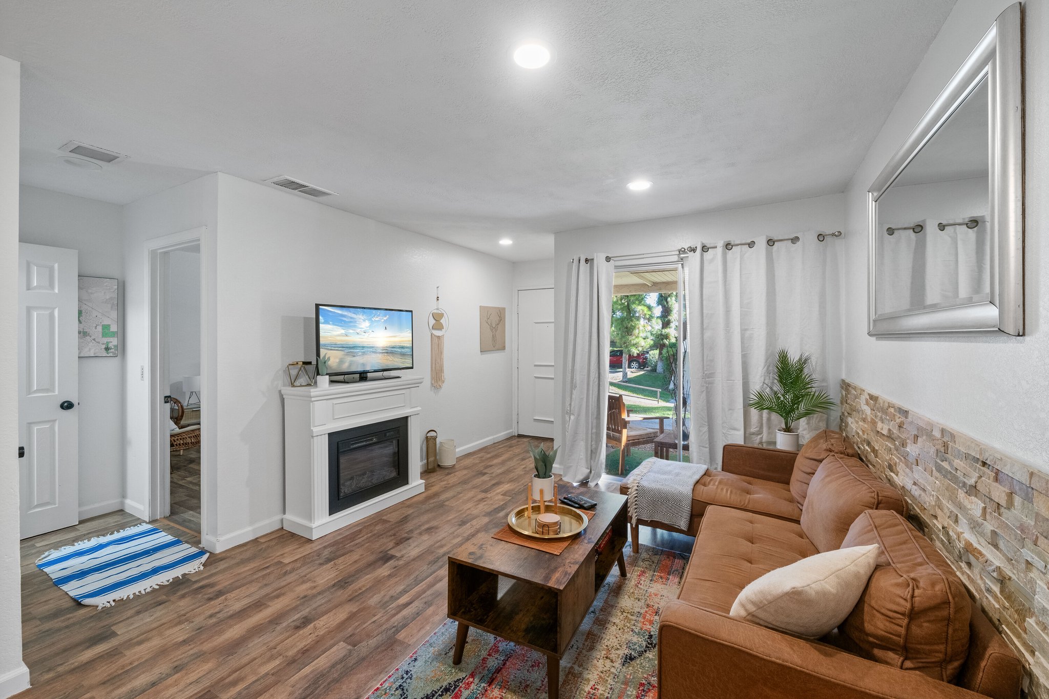 Palm Springs Condo: 510 N Villa Ct