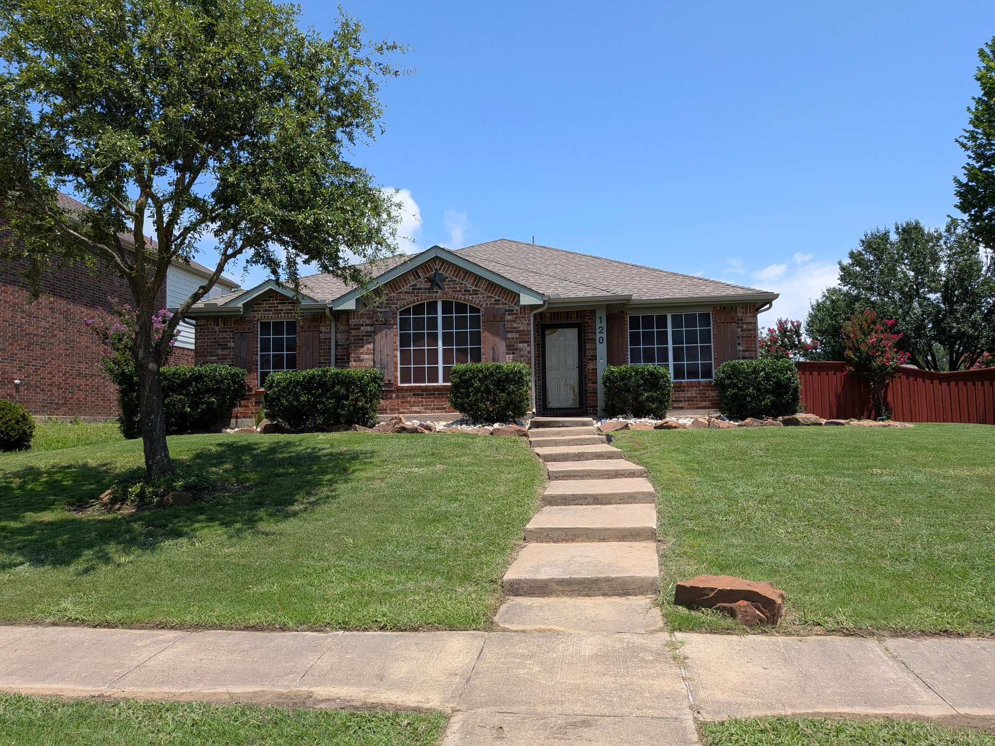 Royse City House: 120 Sandy Ln