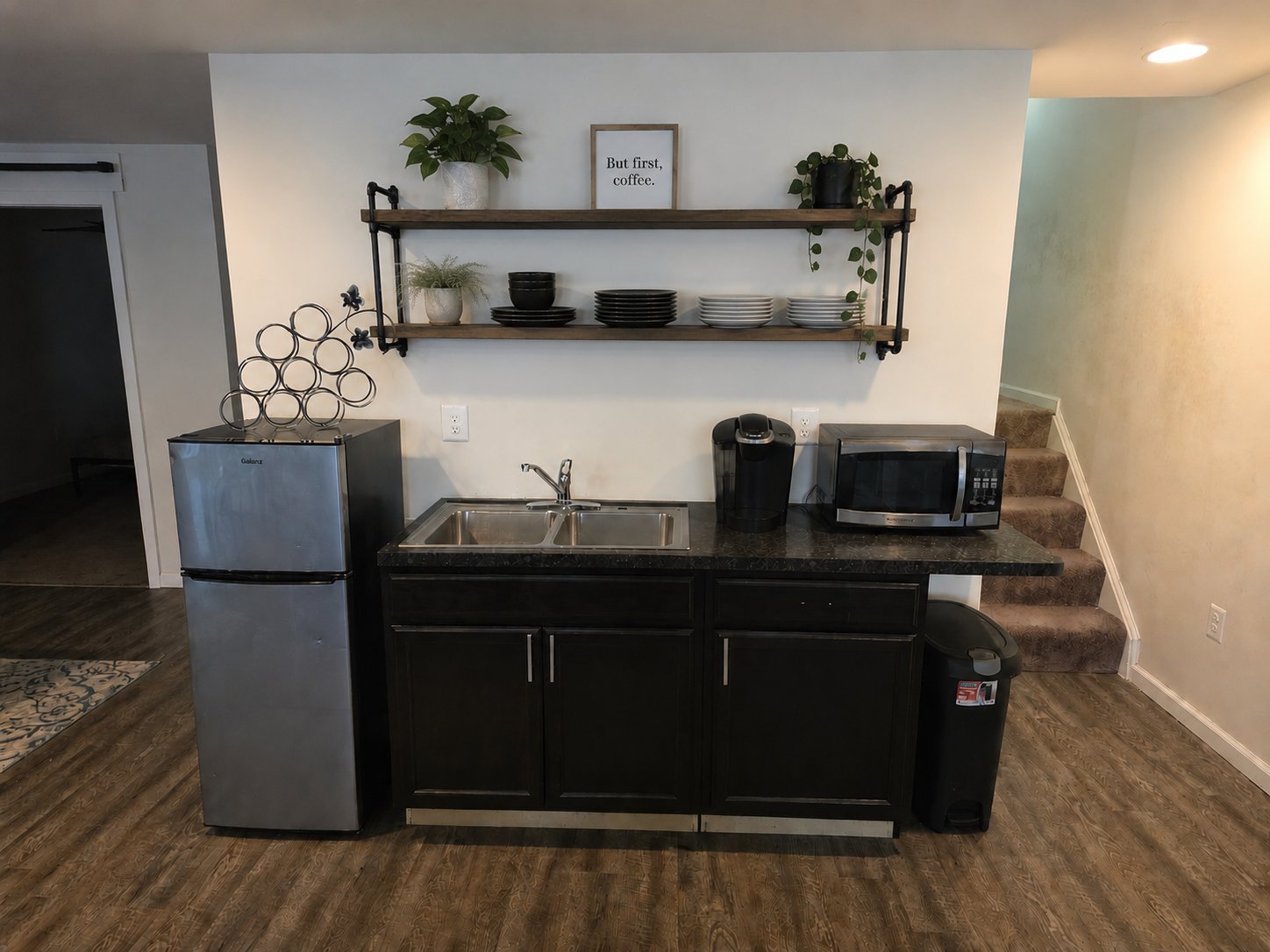 King George Apartment: 5037 Kennel Ln