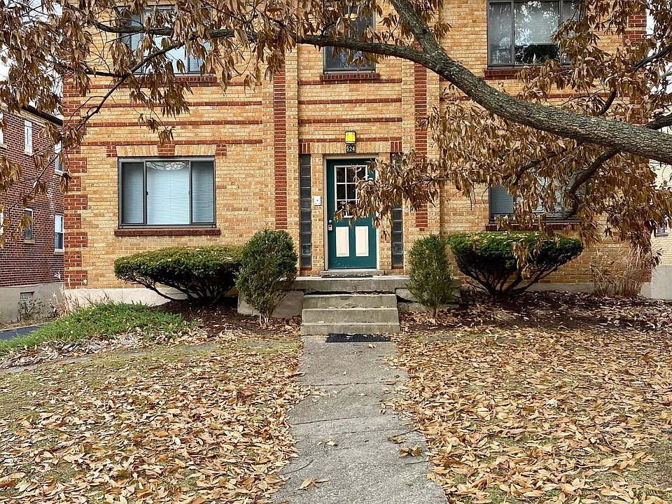 Cincinnati Multiplex: 524 Riddle Crest Ln