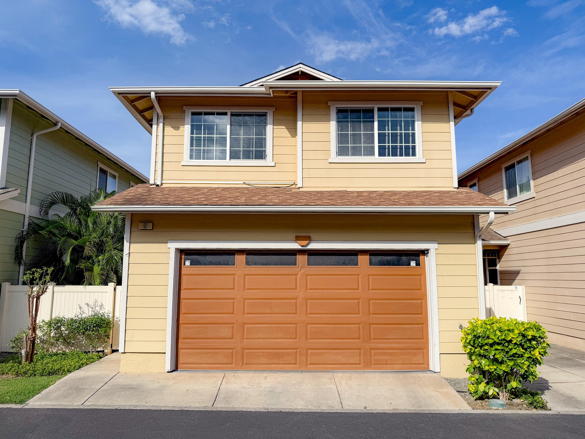 Ewa Beach House: 91-1001 Keaunui Drive