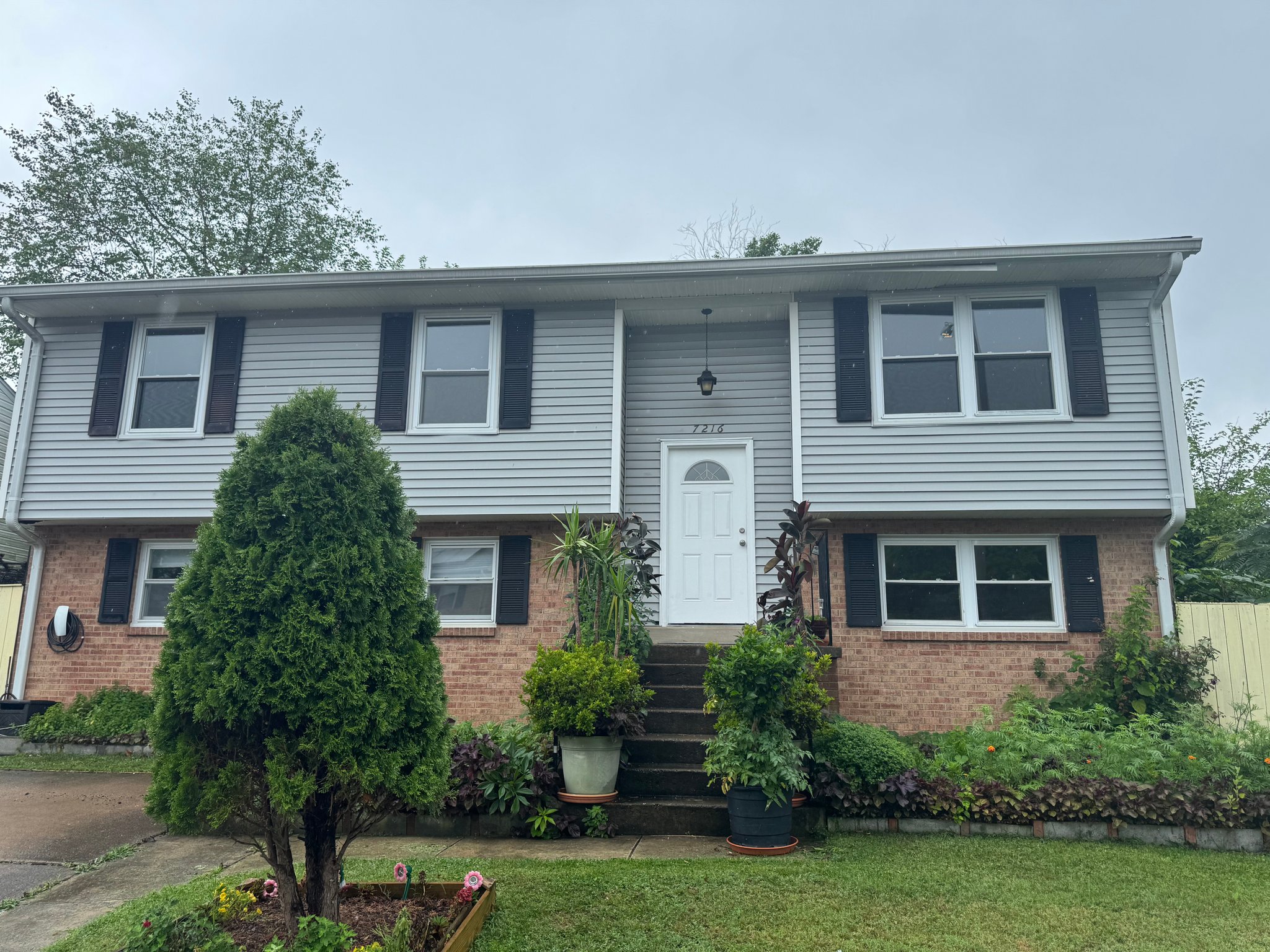 Springfield House: 7216 Belinger Ct