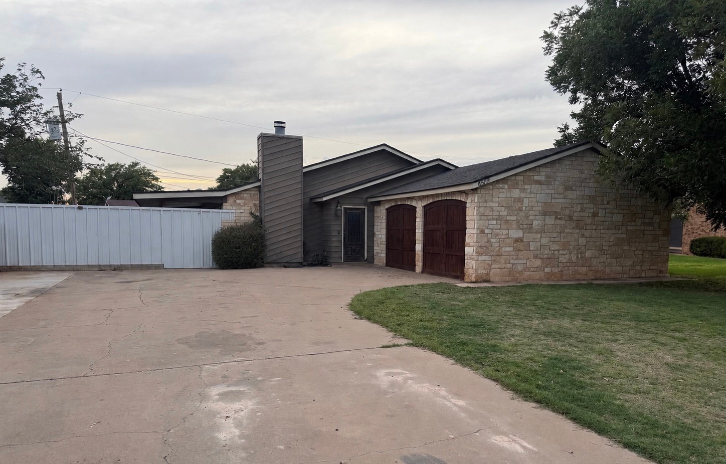 Midland House: 4507 Irwin Ct