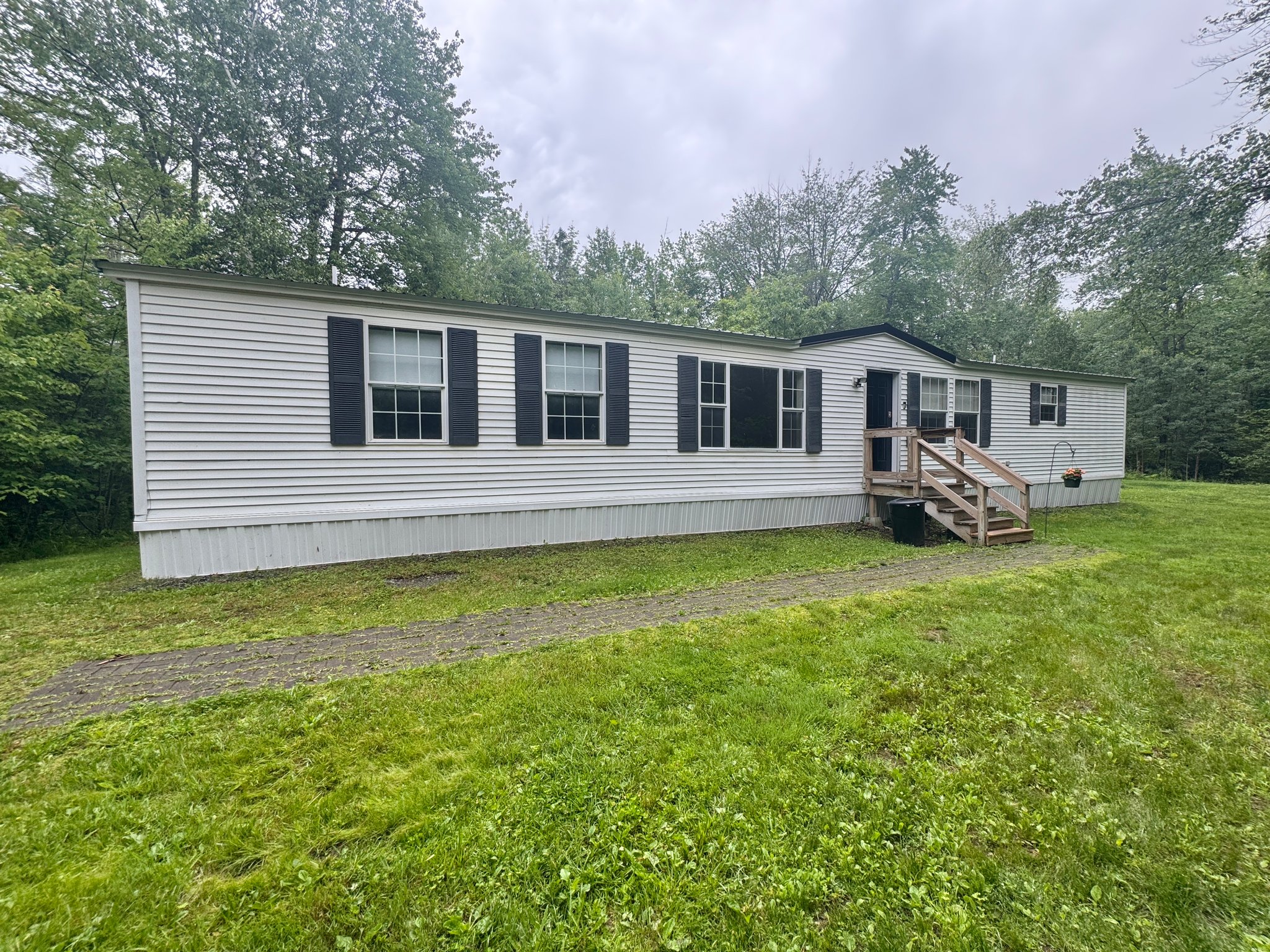 Winterport House: 174 Airport Rd