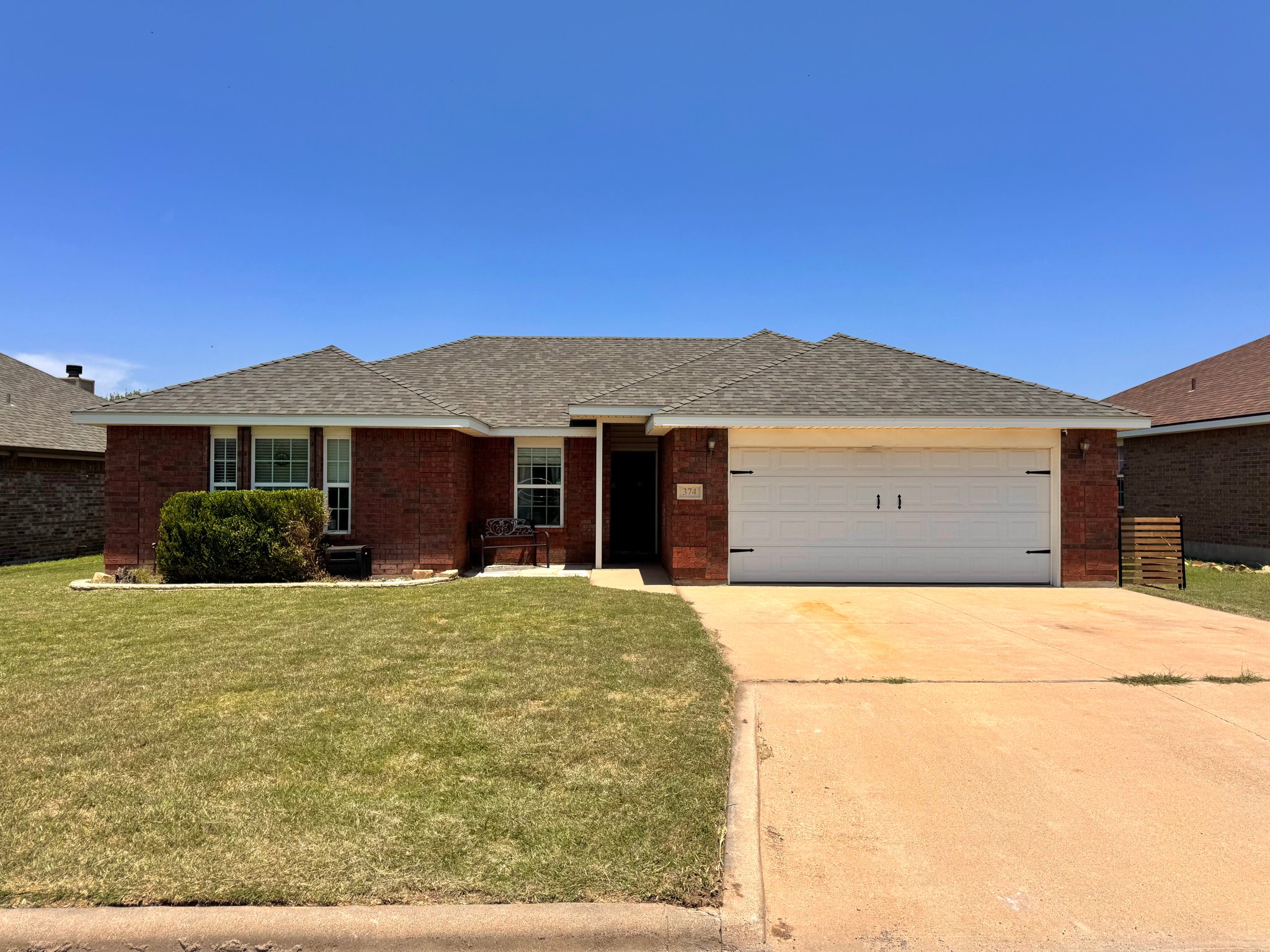 Abilene House: 374 Miss Ellie Lane