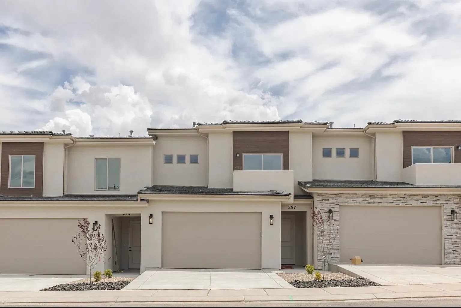 Hurricane Townhome: 276 S 1930 W