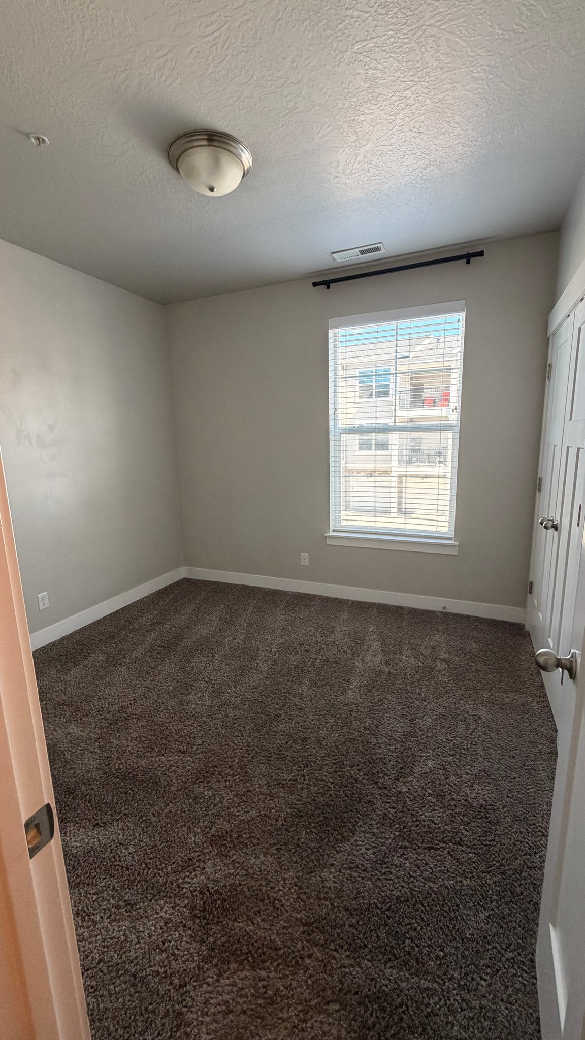 Vineyard Other: 85 W Silver Springs Dr
