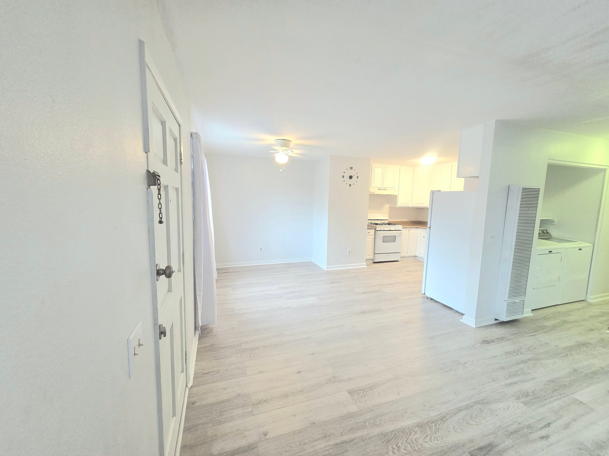 San Diego Multiplex: 2424 Sumac Dr