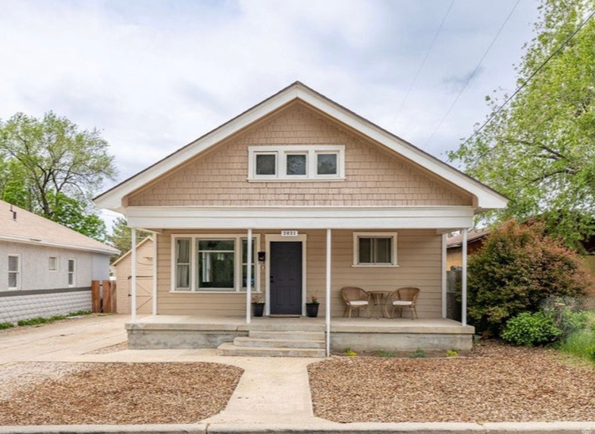 Ogden House: 2021 Gramercy Ave