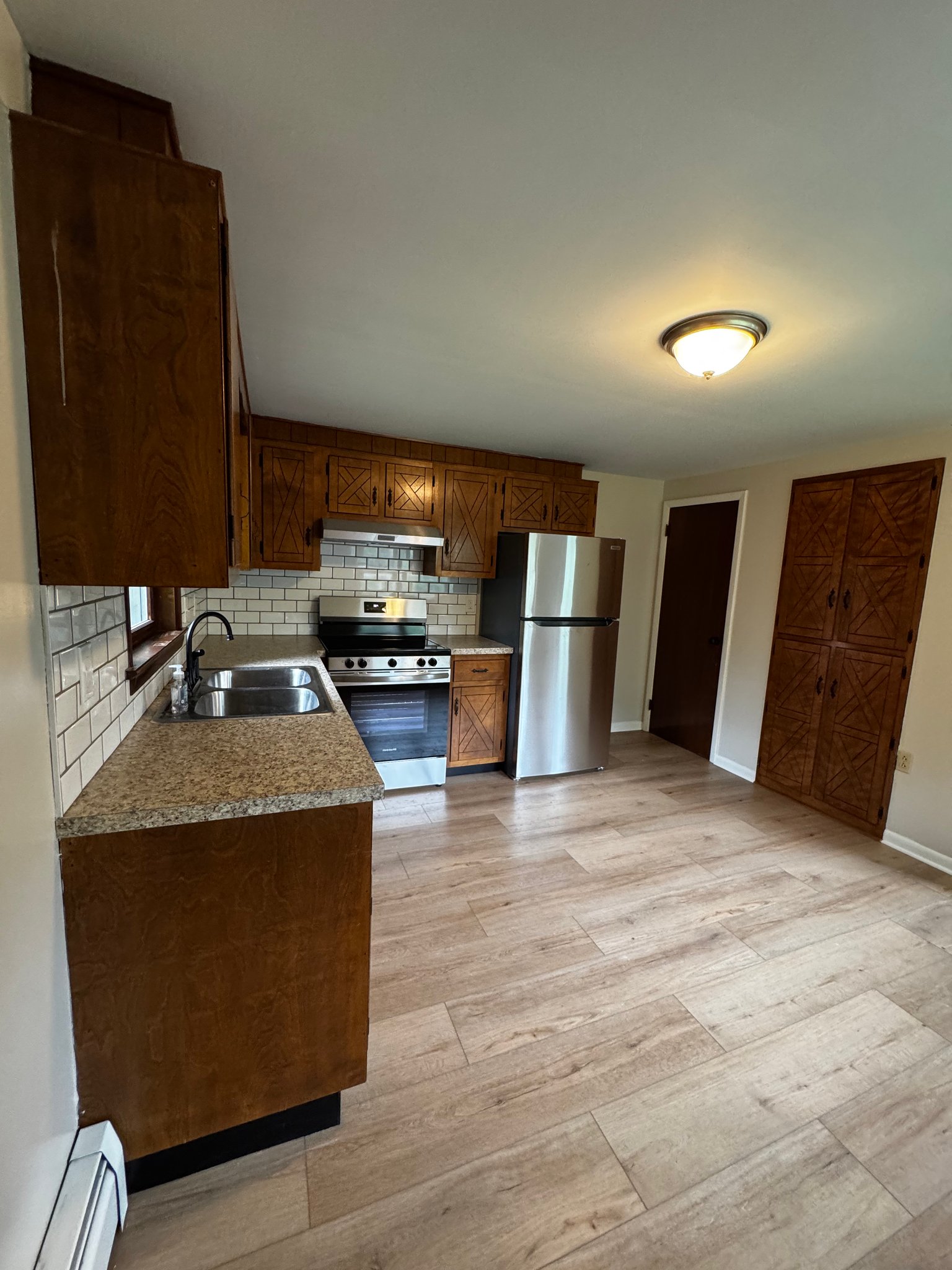 Shermans Dale Apartment: 5426 Spring Road