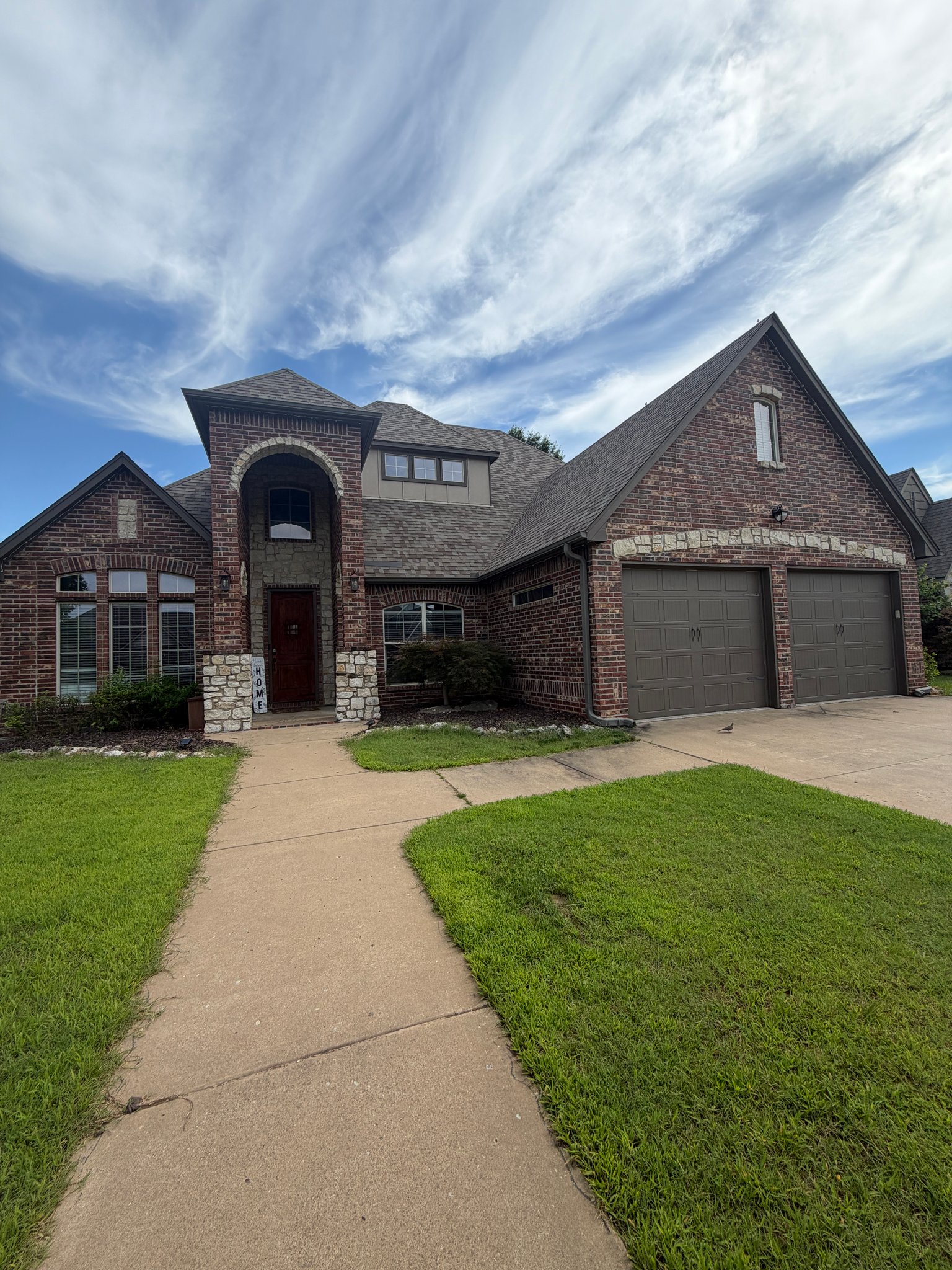 Tulsa House: 16406 E 50th Pl S