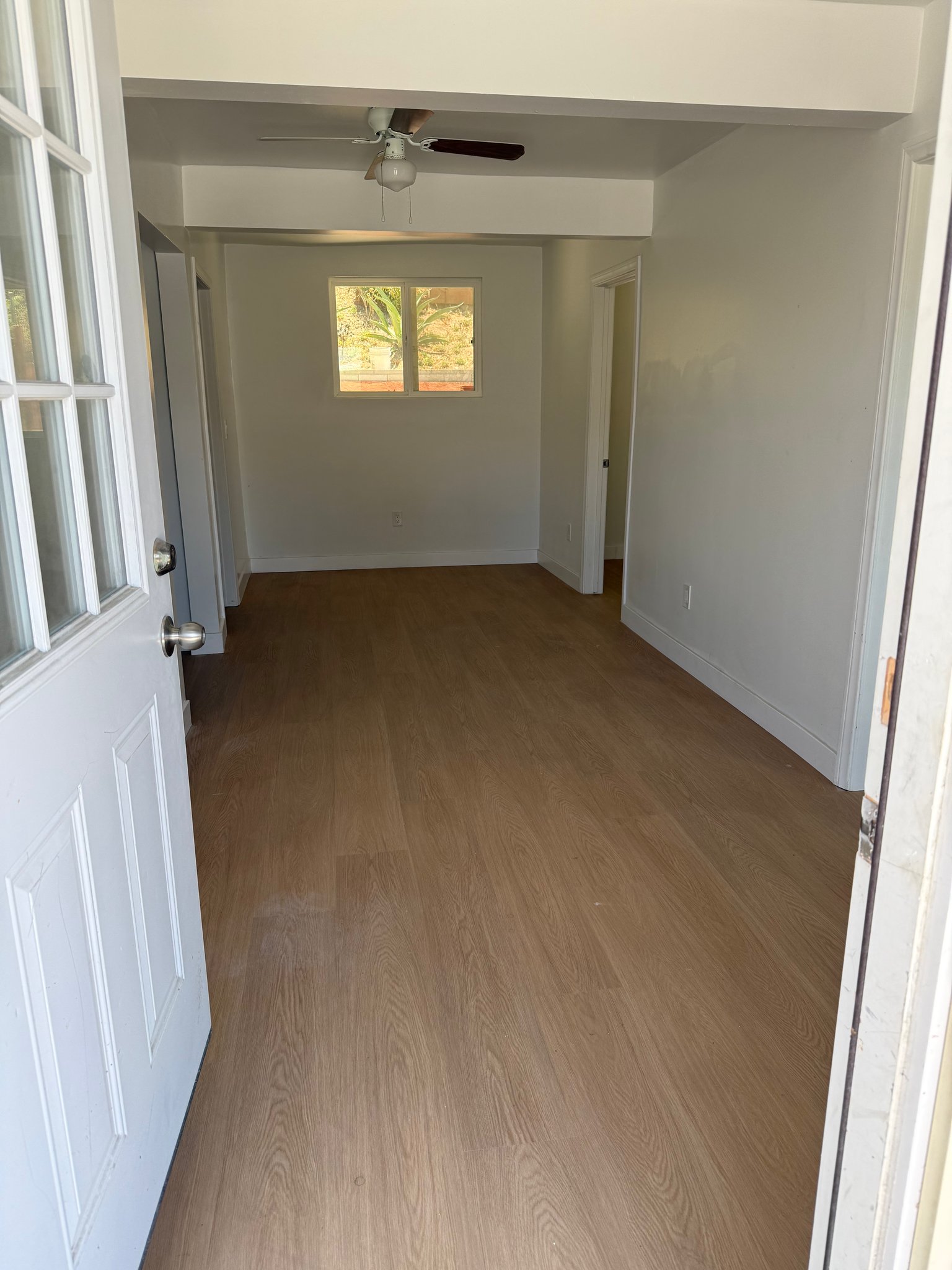 Los Angeles Apartment: 456 S Bernal Ave