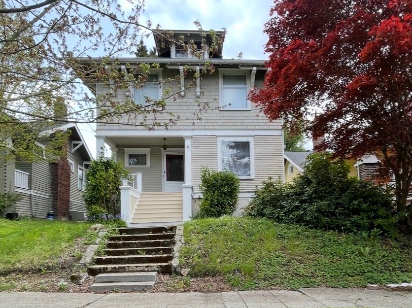 Seattle House: 4534 Thackeray Place NE