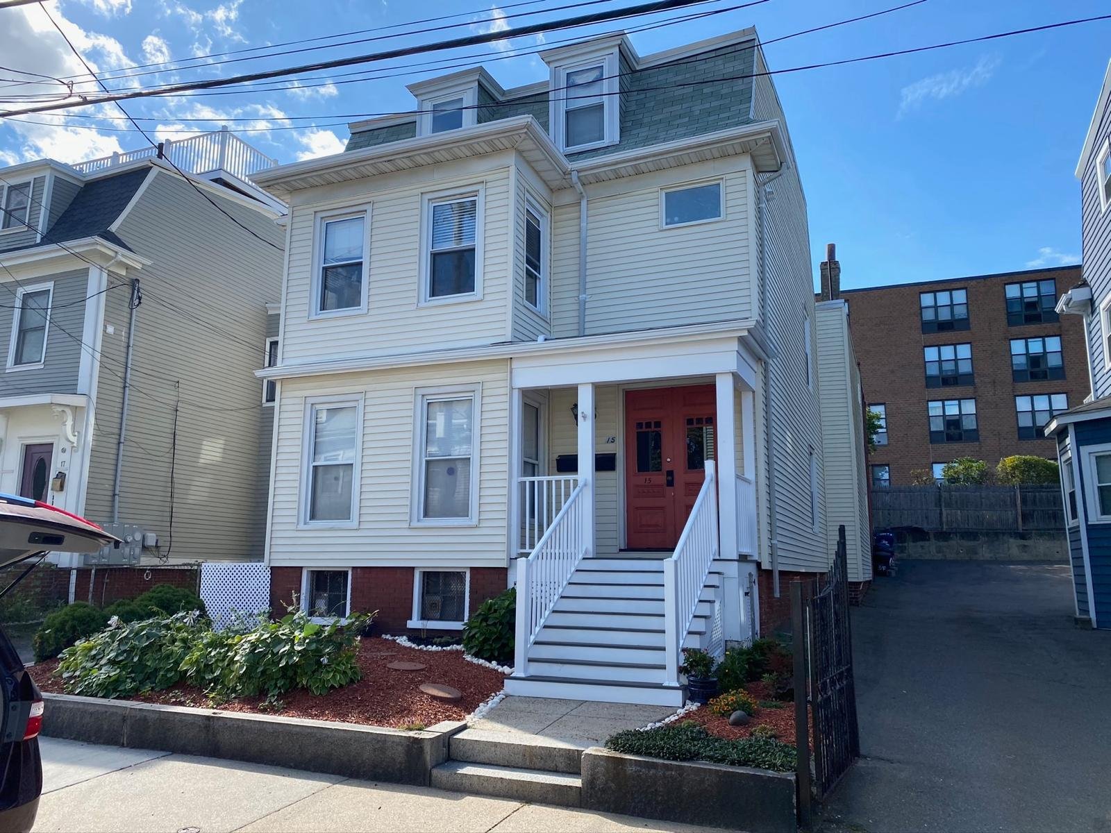 Charlestown Townhome: 15 parker street