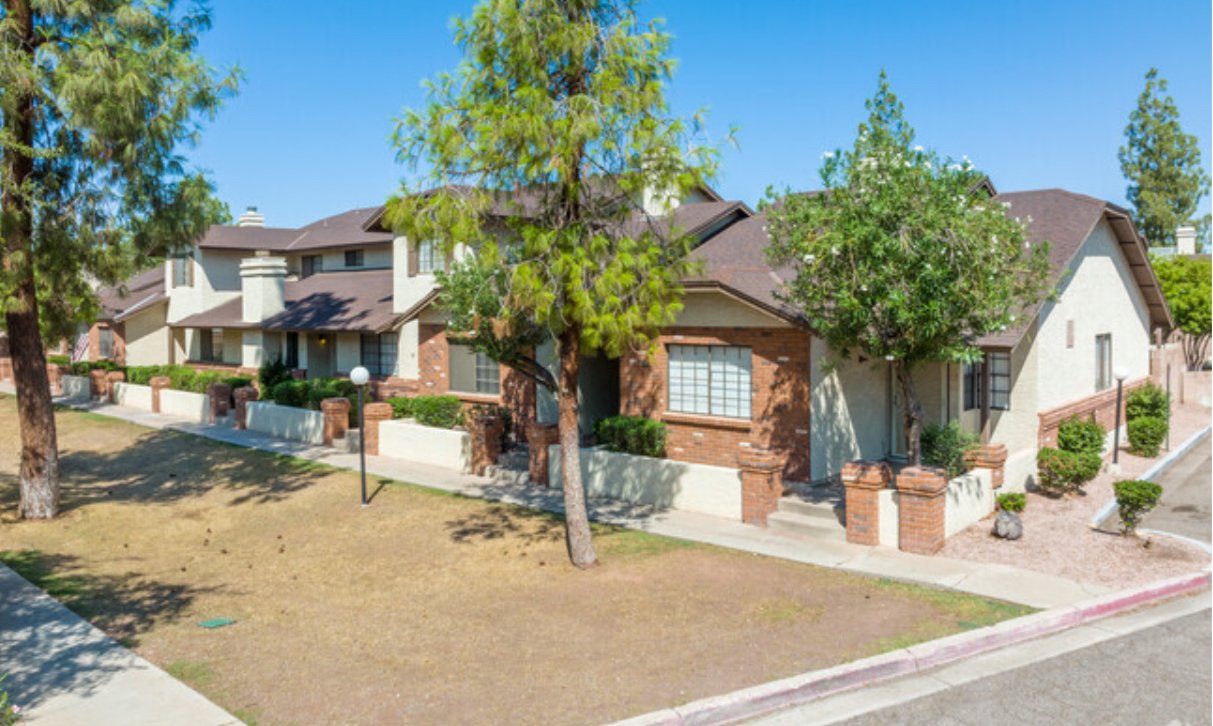 Gilbert Townhome: 170 E Guadalupe Rd
