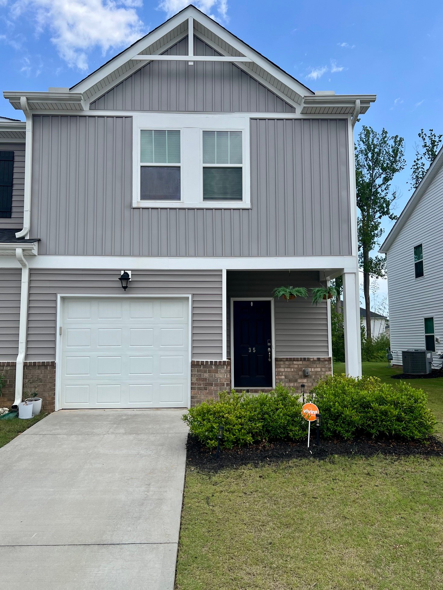 Simpsonville Townhome: 35 Beachley place