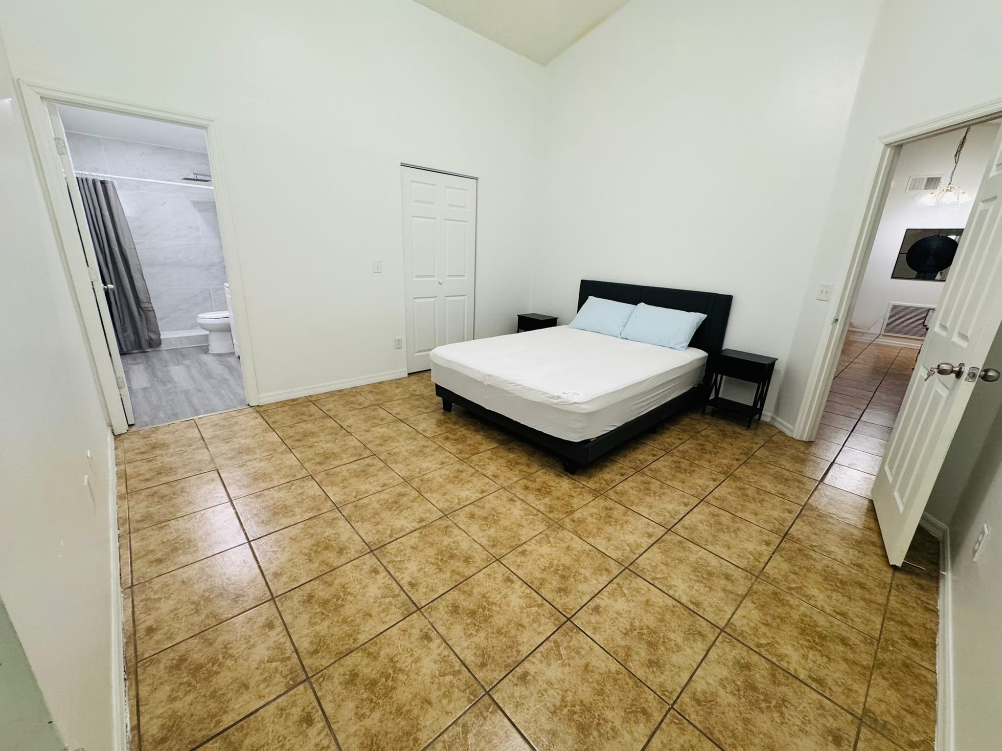 Davenport Single Room: 536 Cheshire way