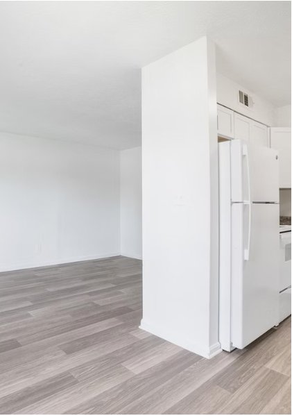 Louisville Apartment: 9643 Lamborne Blvd