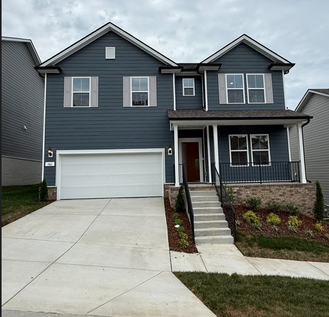 La Vergne House: 482 Jet Stream Drive