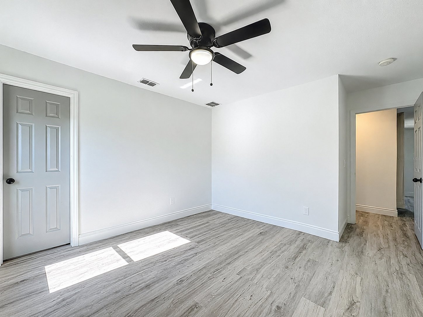 Orlando House: 13841 Chihuly Ct