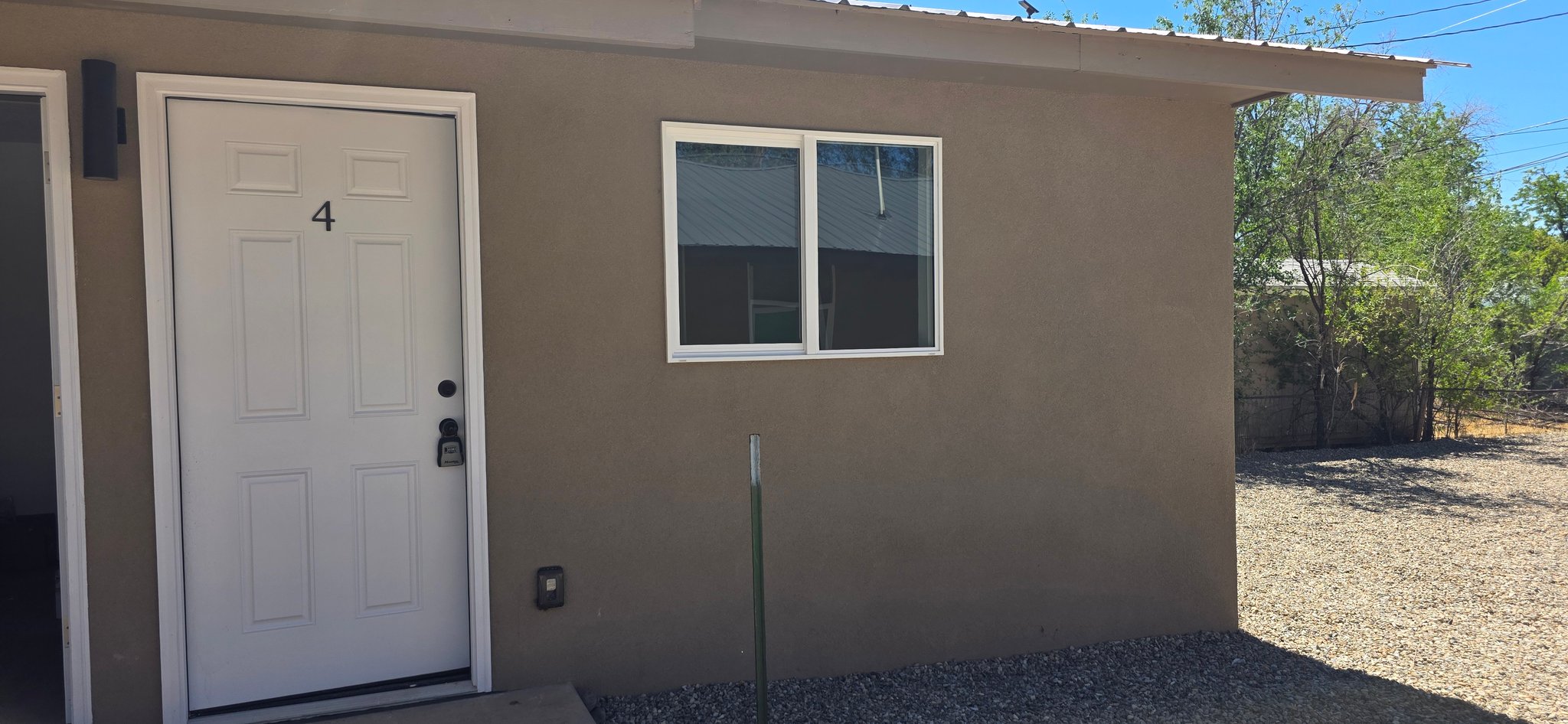 Cortez Apartment: 469 W. 2nd St