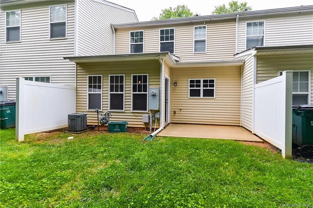 Charlotte Townhome: 5915 Pisgah Way