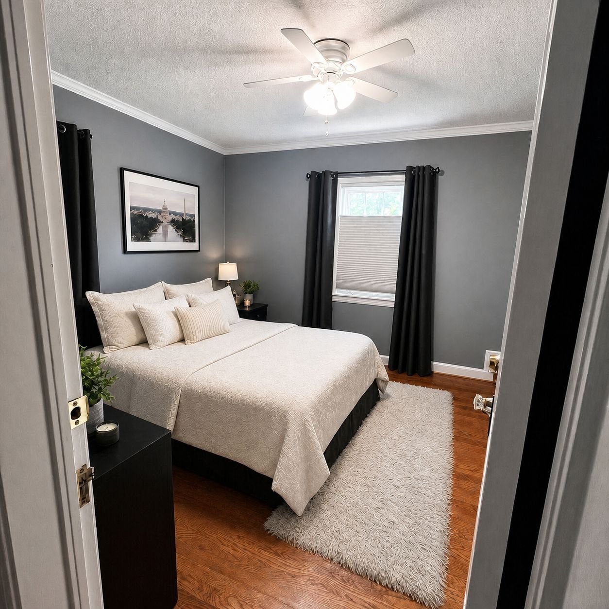 Silver Spring Single Room: 9905 Edgehill Lane