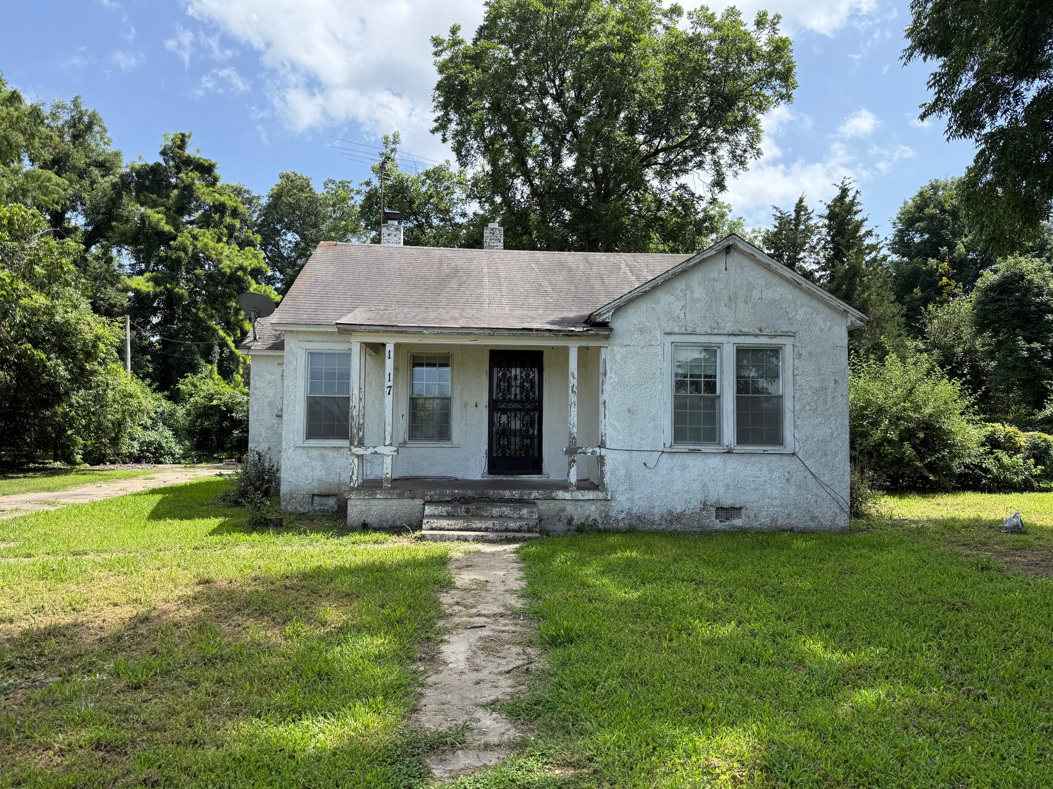 Osceola House: 1117 W Semmes