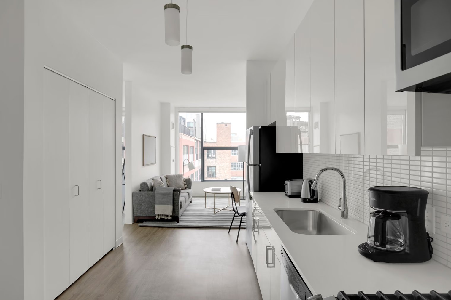 Chicago Condo: 338 S Halsted St