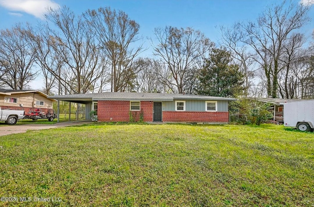 JACKSON House: 2920 lakewood dr