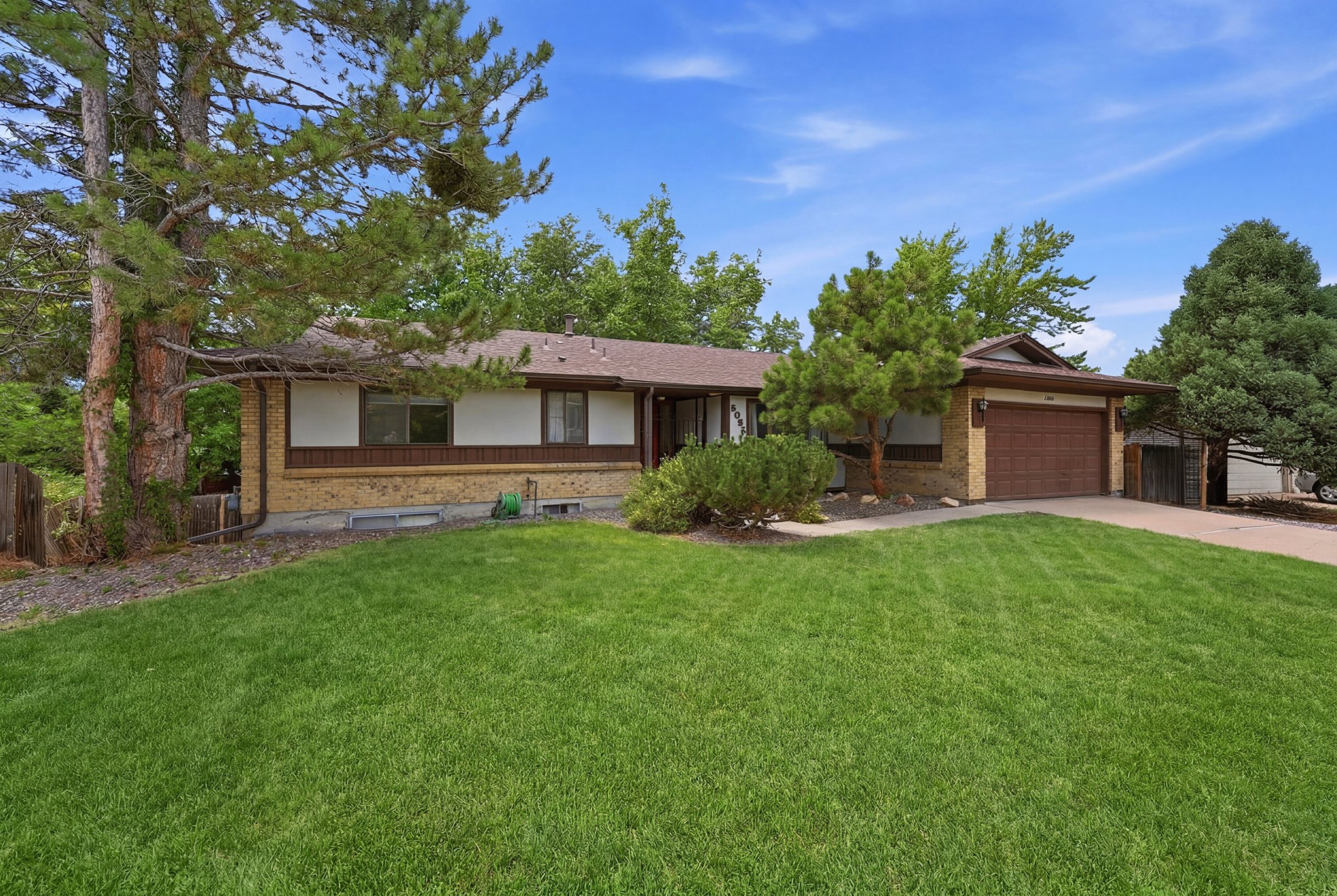 Denver House: 2923 S Reading Court