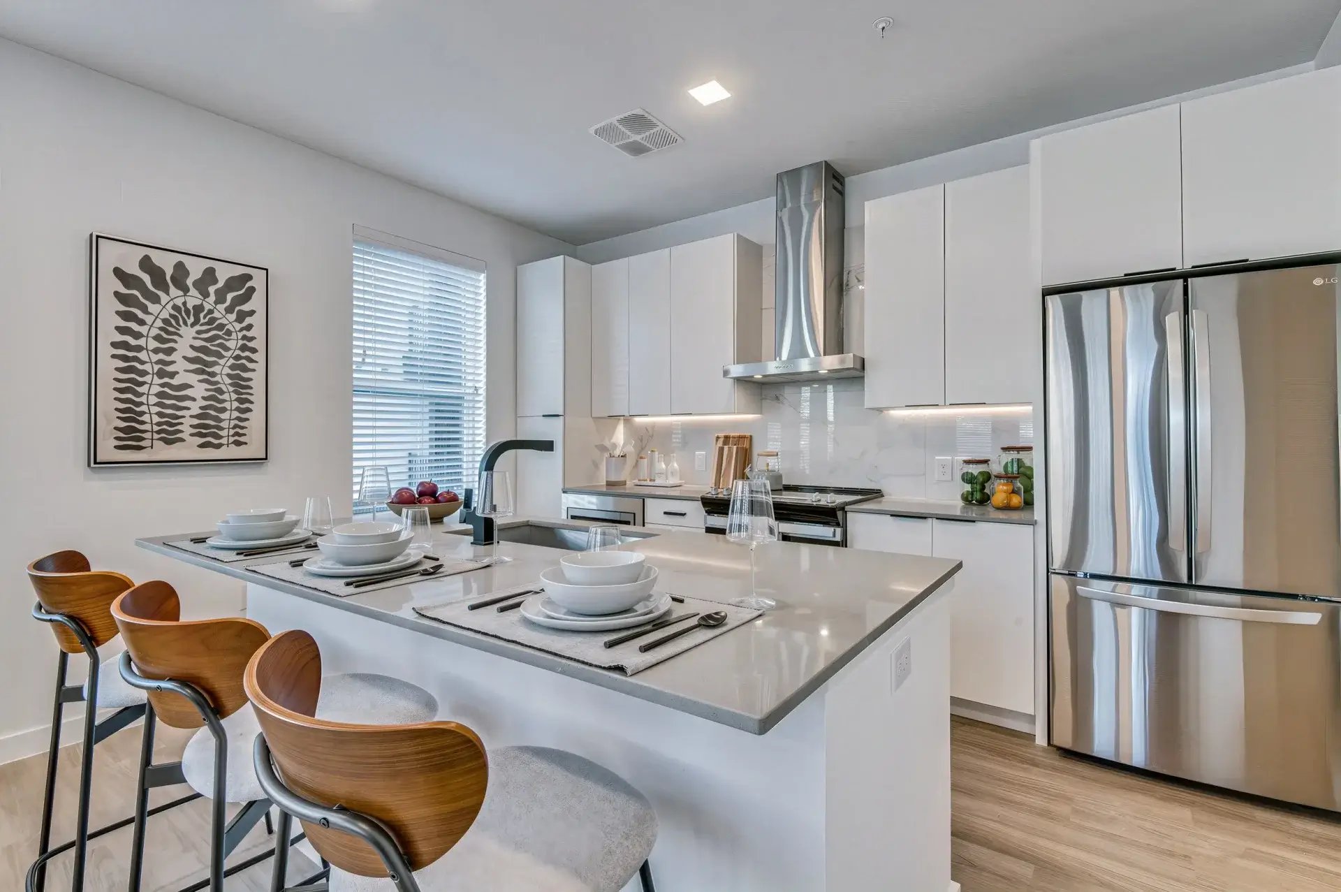 Dallas Apartment: 13100 Noel Rd