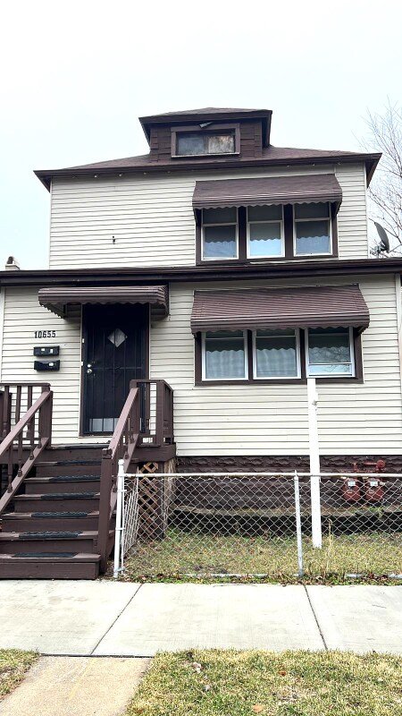Chicago Multiplex: 10655 S Hoxie Ave